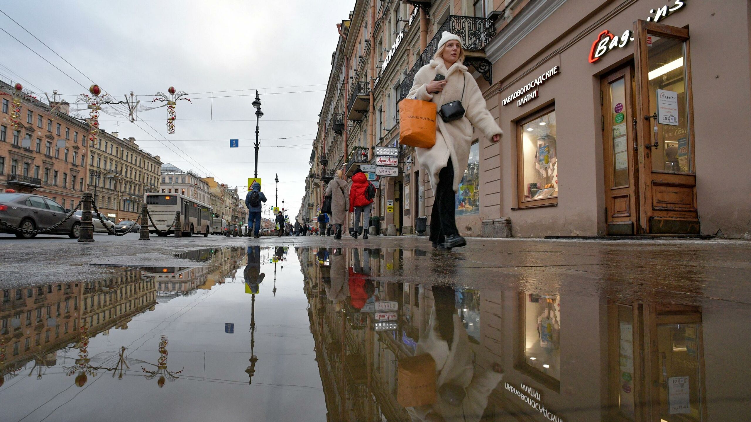 Погода в петербурге 2023. Санкт-Петербург в мае. Оттепель в России. Питер сейчас. Петербург сегодня.