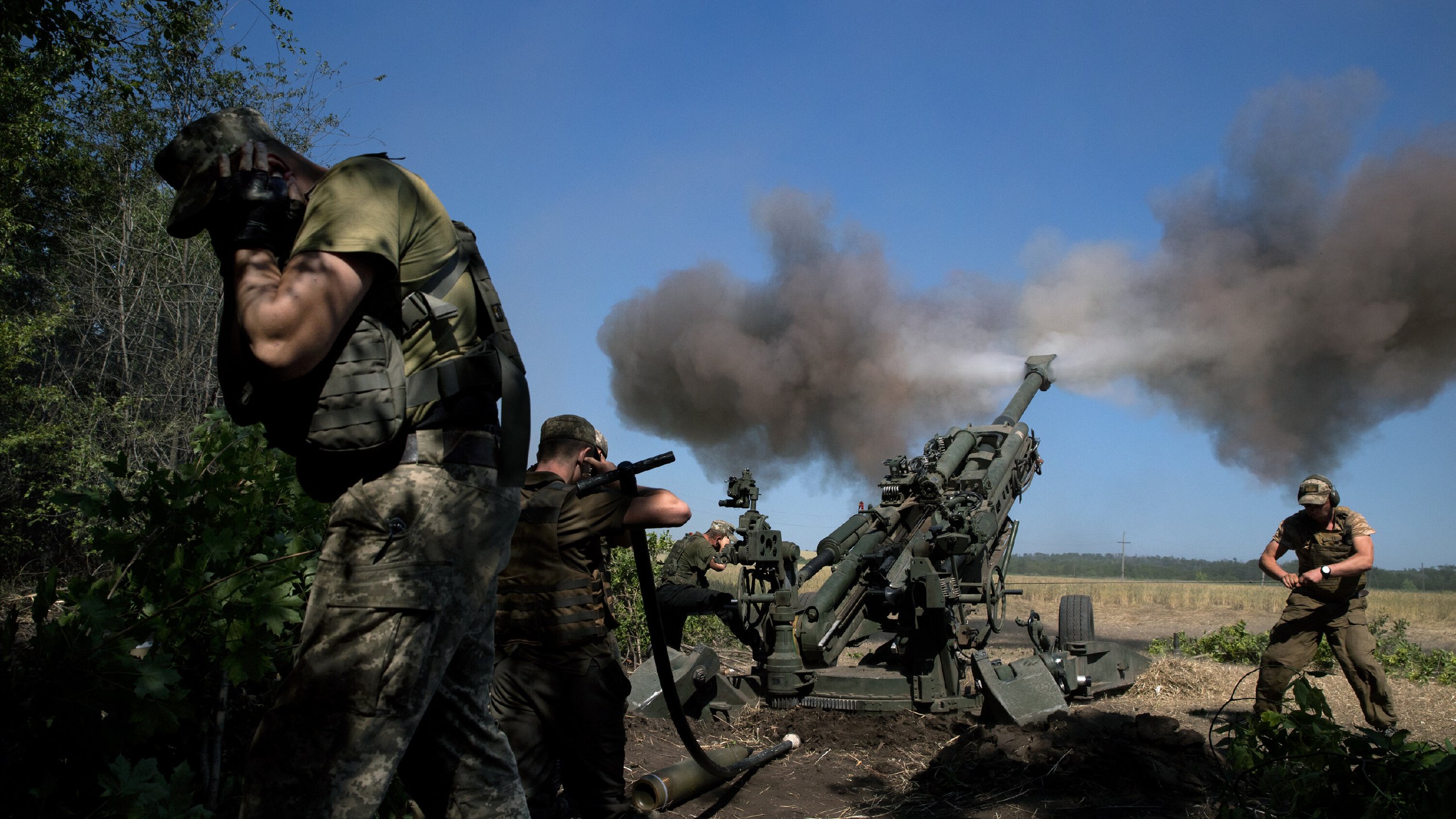 Сейчас идет бой. Война продолжается. Война на Украине русские. Спецоперации. Штурм Балаклеи.