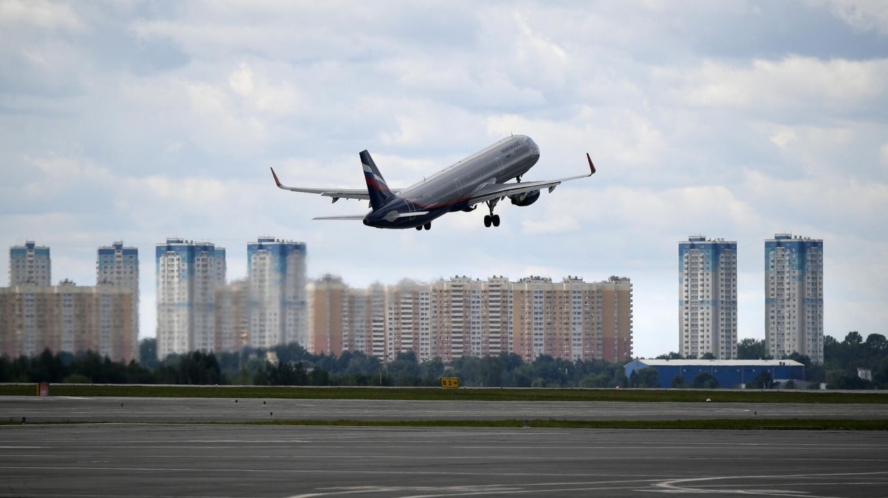 москва и самолет